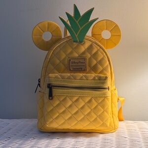 Disney Loungefly 🍍
